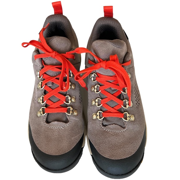 Danner  Women's Inquire Low Waterproof Lace-Up Suede Trail Shoes Size 7M - Picture 2 of 11